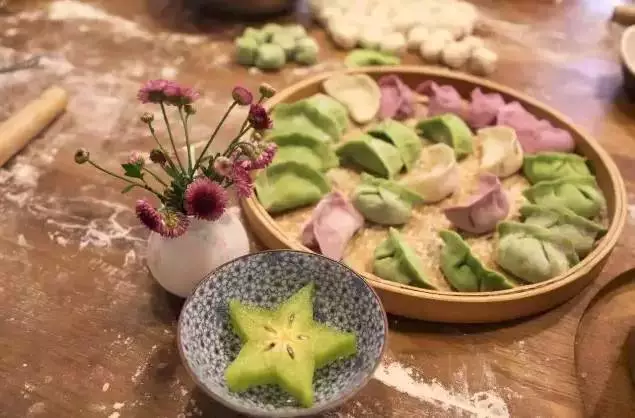 【冷眼熱評(píng)】從這家網(wǎng)紅小店，探秘中小企業(yè)的經(jīng)營策略