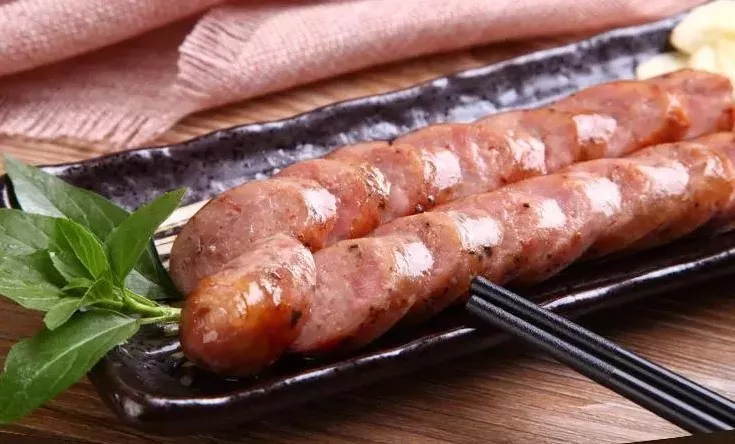 牛羊肉香腸腸衣破裂、顏色深淺不一，原因在這！