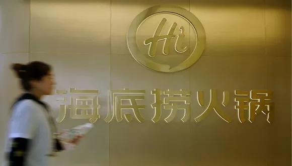 海底撈再爆食安問題！蘸料里有蒼蠅，涉事店停業(yè)整改