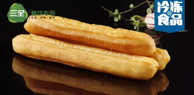 表皮酥脆，內(nèi)有肉感，三全餐飲憑什么敢定義大油條口感標(biāo)準(zhǔn)？
