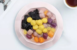 “網(wǎng)紅爆品”千味央廚大黃米湯圓上市，“大小”組合拳實(shí)力圈粉，絕對(duì)硬核！